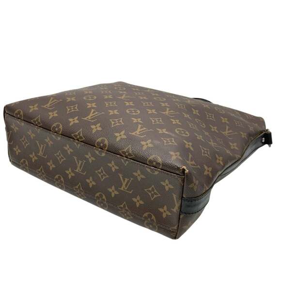 LOUIS VUITTON Brown Monogram Tote Bag - Picture 4 of 13